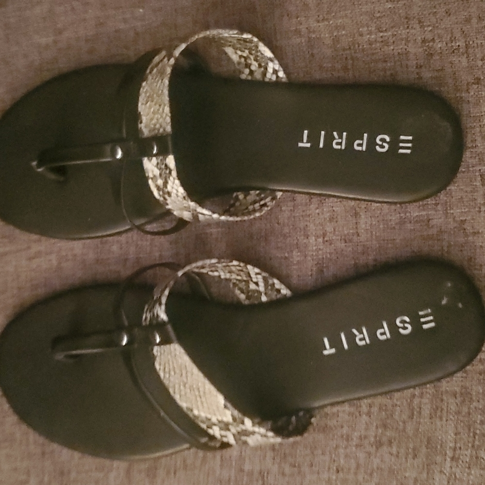 Esprit NWOT size 9 sandals